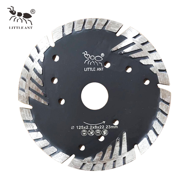 Hoja de diamante turbo con dientes triangulares para granito, piedra arenisca, protección de concreto, corte de dientes para el cuerpo